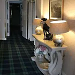 New Park Hotel